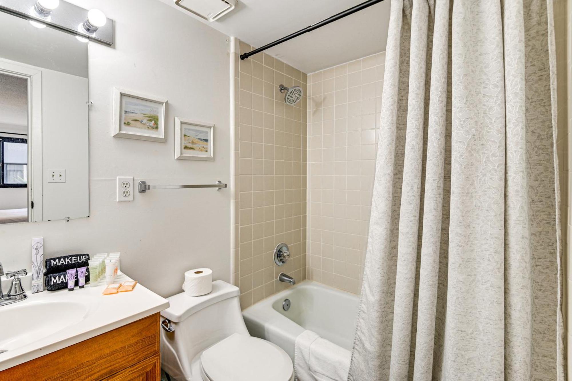 Updated Resort Condo, Walk To Myrtle Beach! Exterior foto